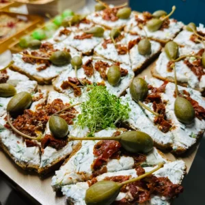 Kanapeczki na chlebie żytnim